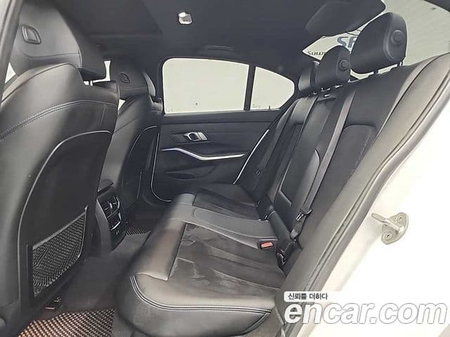 BMW 3 Series 2021 — Photo 10/19
