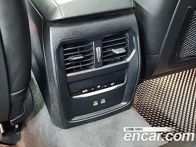BMW 3 Series 2021 — Photo 13/19