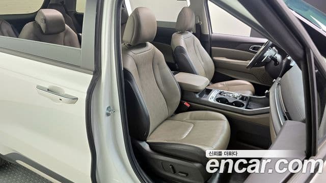 Kia Carnival 2024 — ფოტო 11/20