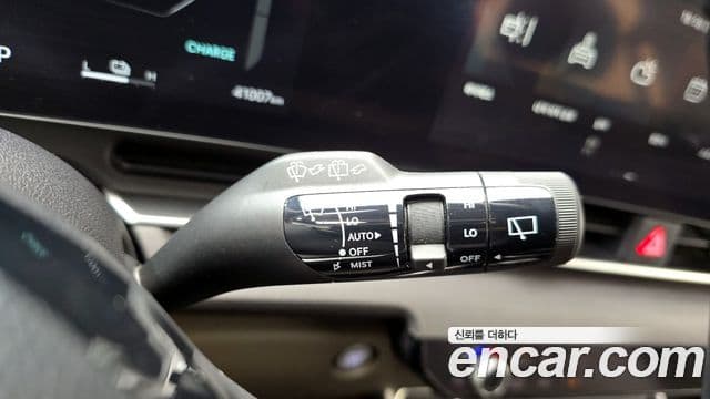 Kia Carnival 2024 — ფოტო 16/20