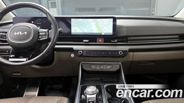 Kia Carnival 2024 — ფოტო 18/20