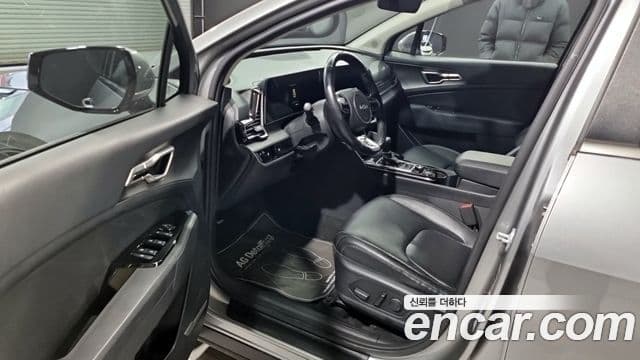 Kia Sportage 2021 — ფოტო 9/16