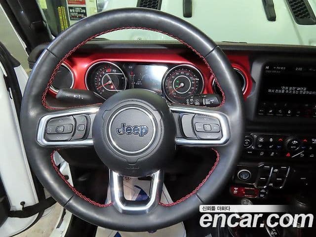Jeep Wrangler 2021 — ფოტო 1/20