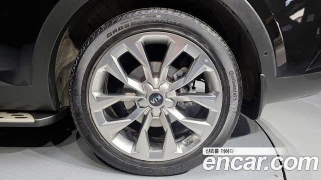 Kia Sorento 2020 — ფოტო 5/20