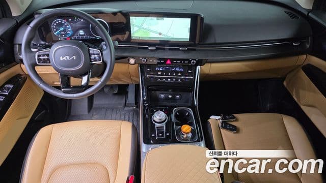 Kia Carnival 2023 — Фото 10/20