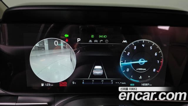 Kia Carnival 2023 — Фото 6/20