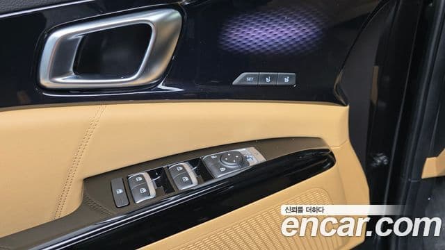 Kia Carnival 2023 — Фото 12/20