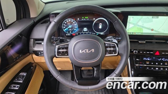 Kia Carnival 2023 — Фото 14/20