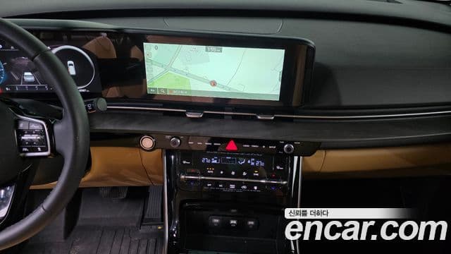 Kia Carnival 2023 — Фото 15/20