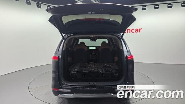 Kia Carnival 2023 — Фото 20/20