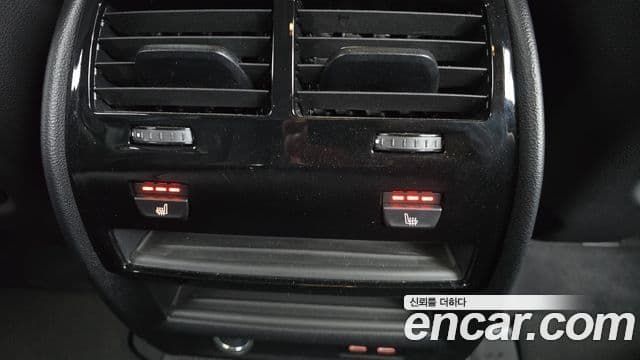 BMW 5 Series 2022 — Şəkil 19/20