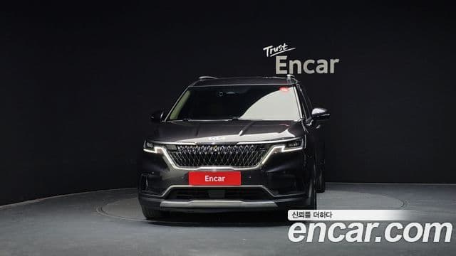 Kia Carnival 2022 — Фото 3/20