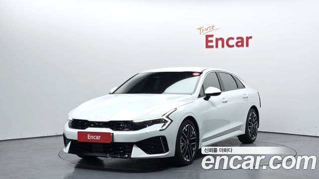 Kia K5 2025 — Şəkil 10/20