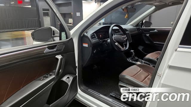 Volkswagen Tiguan Allspace 2023 — Şəkil 10/20