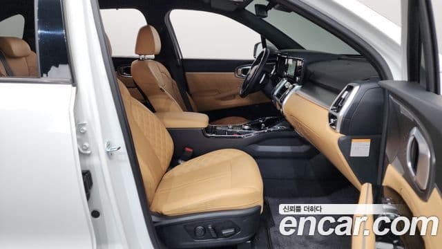 Kia Sorento 2021 — Photo 5/20