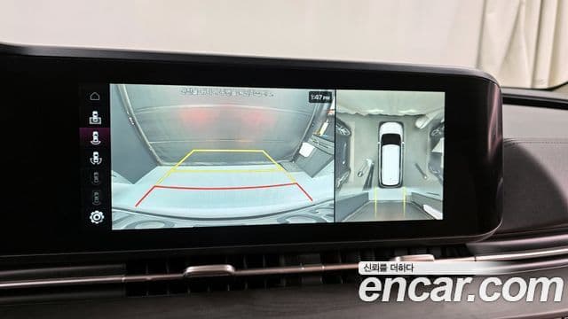 Kia Carnival 2021 — ფოტო 15/20