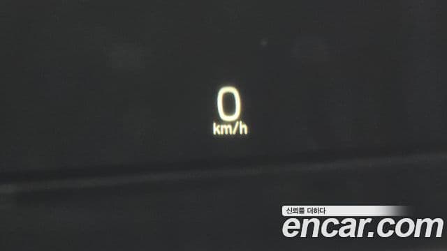 Volvo XC60 2021 — ფოტო 14/20