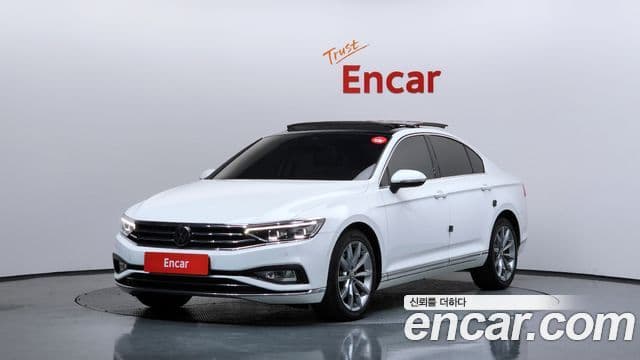 Volkswagen Passat GT 2021 — ფოტო 1/20