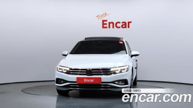 Volkswagen Passat GT 2021 — ფოტო 3/20