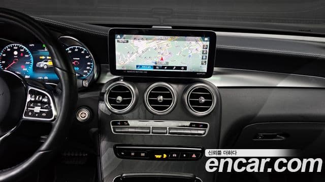 Mercedes-Benz GLC-Class 2023 — ფოტო 14/20