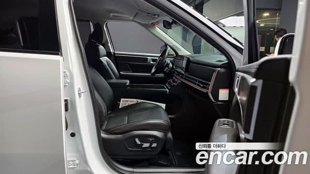 Hyundai Santa Fe 2023 — Фото 10/20