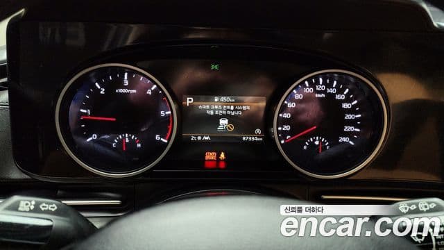 Kia Carnival 2020 — Şəkil 8/20
