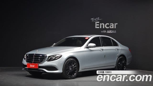 Mercedes-Benz E-Class 2018 — Şəkil 7/20