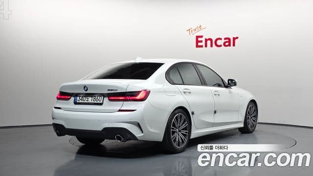 BMW 3 Series 2021 — ფოტო 1/20