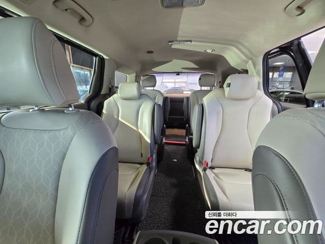 Kia Carnival 2021 — Şəkil 11/20
