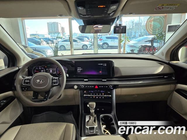 Kia Carnival 2021 — Şəkil 13/20
