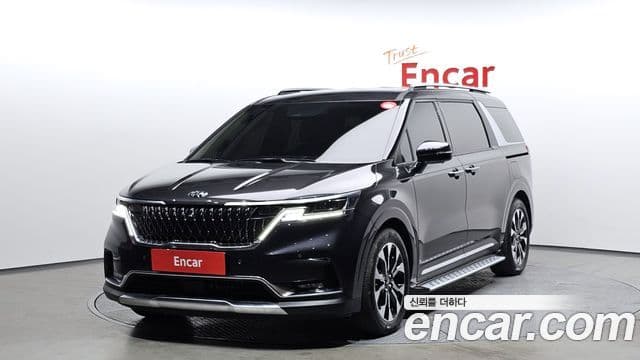 Kia Carnival 2021 — Фото 1/20