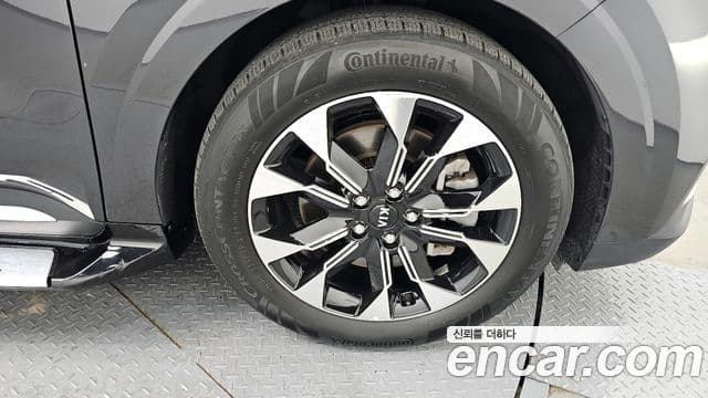 Kia Carnival 2021 — Фото 5/20