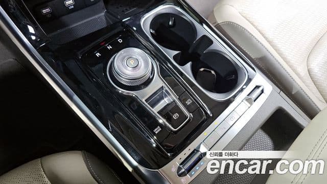Kia Carnival 2021 — Фото 9/20