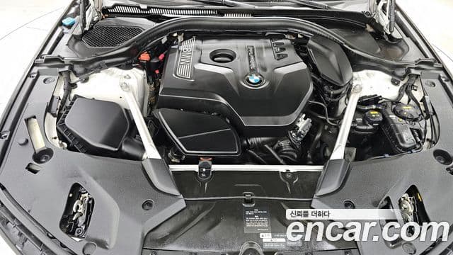BMW 5 Series 2019 — Şəkil 6/20
