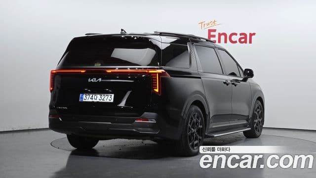 Kia Carnival 2025 — Şəkil 2/20
