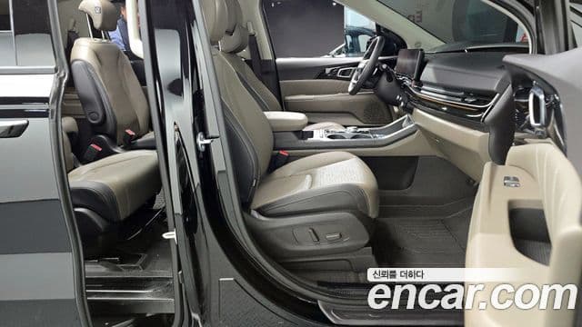 Kia Carnival 2025 — Şəkil 11/20