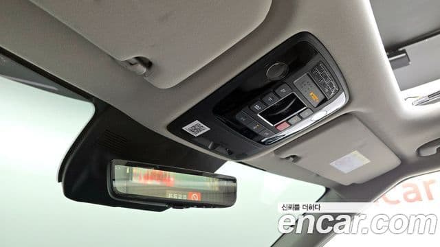 Kia Carnival 2025 — Şəkil 18/20