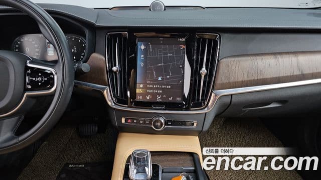 Volvo S90 2021 — ფოტო 15/20