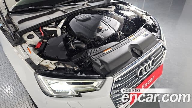 Audi A4 2019 — ფოტო 6/20
