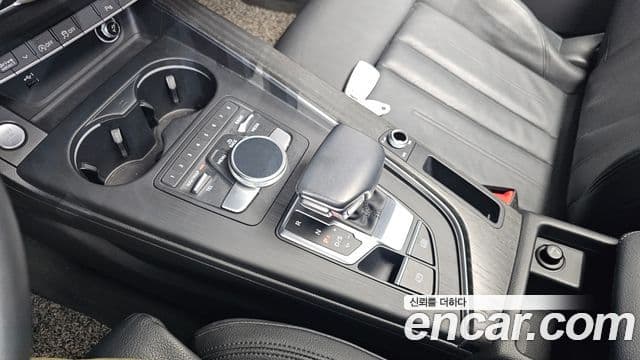 Audi A4 2019 — ფოტო 9/20