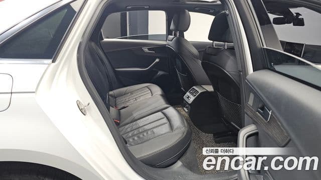 Audi A4 2019 — ფოტო 12/20