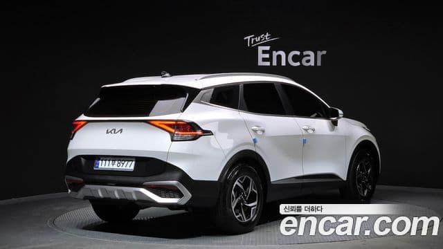 Kia Sportage 2022 — ფოტო 2/20