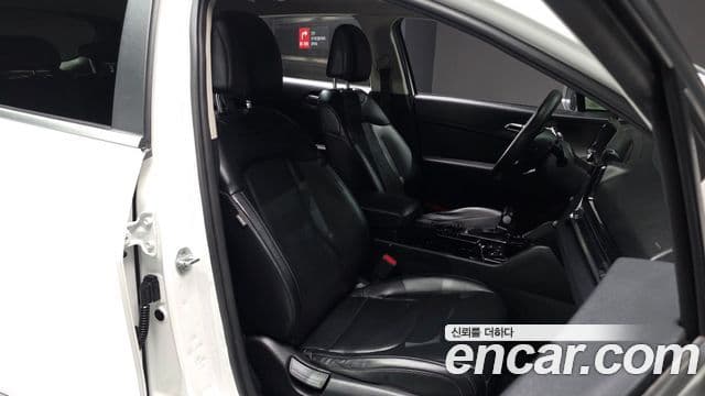 Kia Sportage 2022 — Фото 10/20