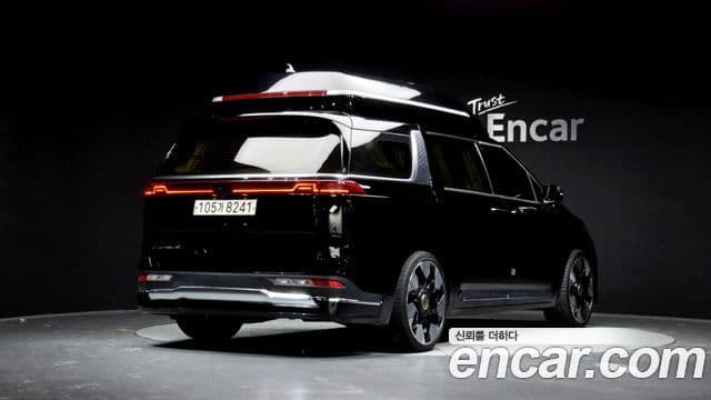 Kia Carnival 2020 — ფოტო 2/20