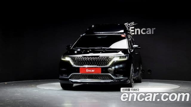 Kia Carnival 2020 — ფოტო 3/20