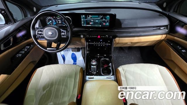 Kia Carnival 2020 — ფოტო 7/20