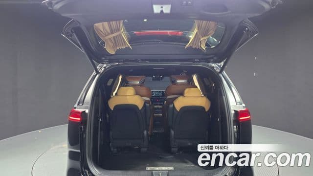 Kia Carnival 2020 — ფოტო 20/20
