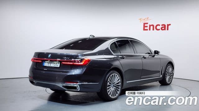 BMW 7 Series 2022 — ფოტო 2/20