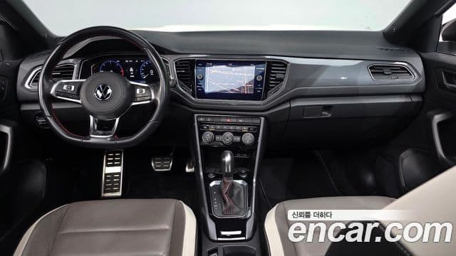 Volkswagen T-Roc 2021 — фото 6 из 20