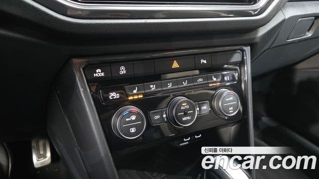 Volkswagen T-Roc 2021 — фото 16 из 20